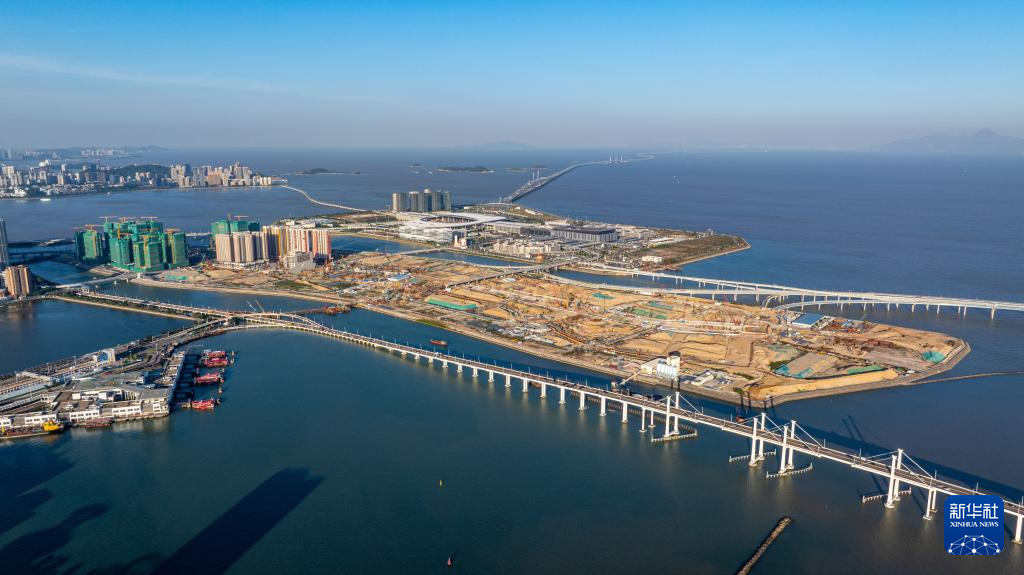 11月26日，澳門新城A區(qū)、港珠澳大橋的景色（無人機(jī)照片）。