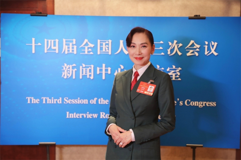 圖.全國人大代表、香港珠海社團(tuán)總會會長鄺美云。受訪者供圖