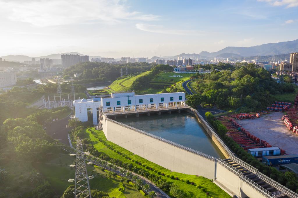 這是位于廣東東莞的東深供水工程重要節(jié)點——金湖泵站。新華社發(fā)（廣東省水利廳供圖）