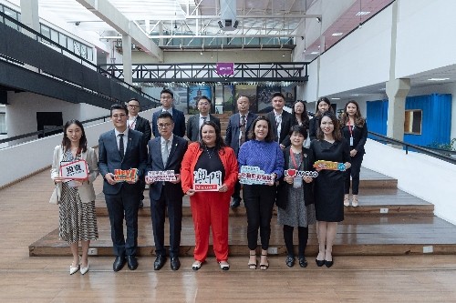圖為企業(yè)家代表在巴西開展系列商貿(mào)交流活動。澳門特區(qū)招商投資促進局供圖