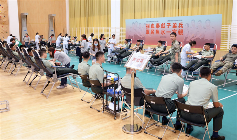 中國人民解放軍駐澳門部隊第22次參與獻(xiàn)血活動。澳門特區(qū)政府衛(wèi)生局供圖