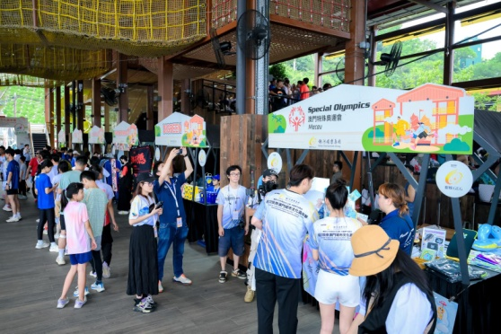 圖為嘉年華活動(dòng)的文化市集。主辦方供圖