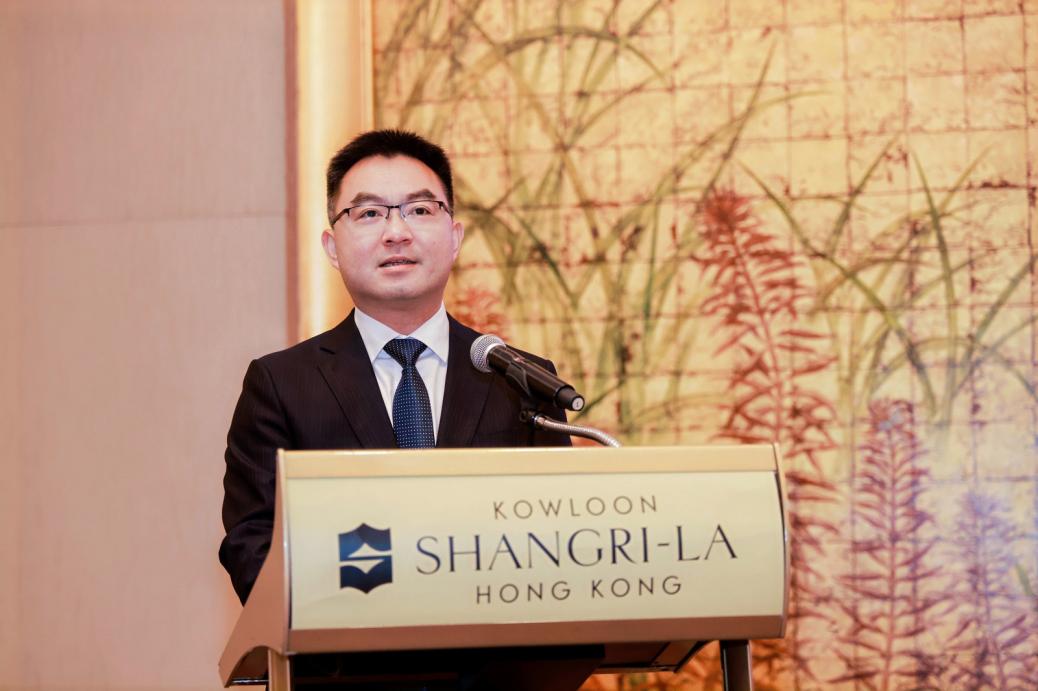 甘孜州政府副州長袁綱致辭。主辦方供圖