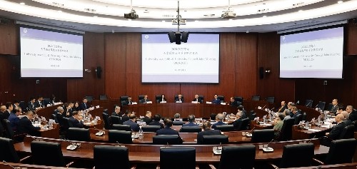 圖為澳門大學(xué)舉行大學(xué)議庭及校董會聯(lián)席會議。澳門大學(xué)供圖