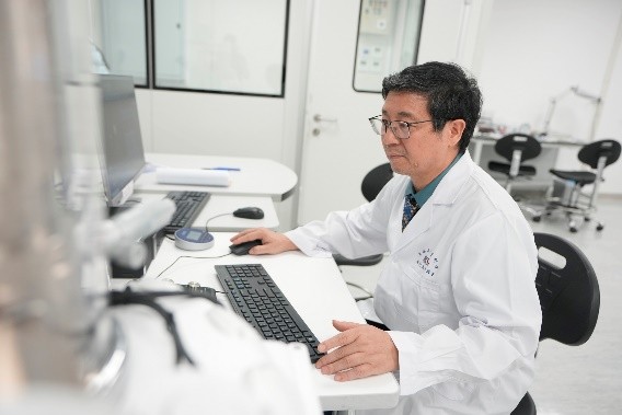 圖為澳門科技大學(xué)宗秋剛講座教授。澳門科技大學(xué)供圖