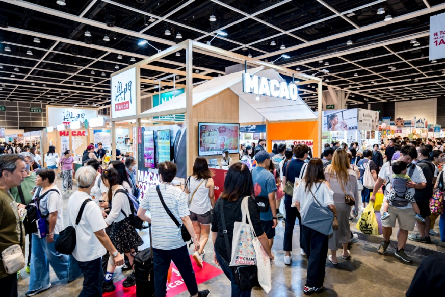 圖為香港“第35屆美食博覽”澳門(mén)館人潮絡(luò)繹。澳門(mén)特區(qū)招商投資促進(jìn)局供圖