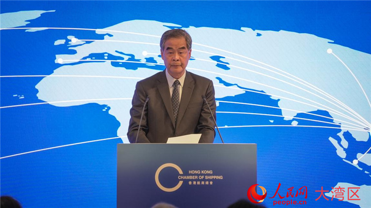 全國(guó)政協(xié)副主席、香港航商總會(huì)榮譽(yù)顧問(wèn)梁振英致辭。人民網(wǎng) 吳宇揚(yáng)揚(yáng)攝