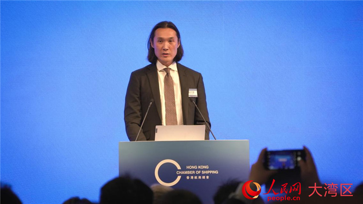 香港航商總會(huì)主席趙式慶致辭。人民網(wǎng) 吳宇揚(yáng)揚(yáng)攝