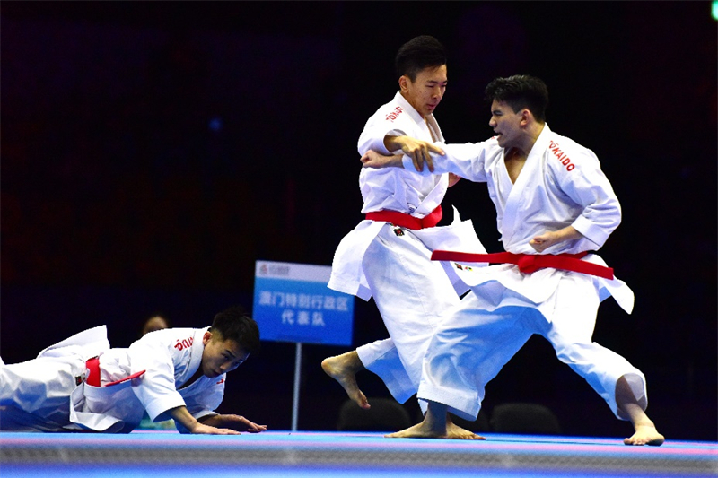 圖為澳門隊(duì)在決賽中奮勇拼搏。澳門特區(qū)政府體育局供圖