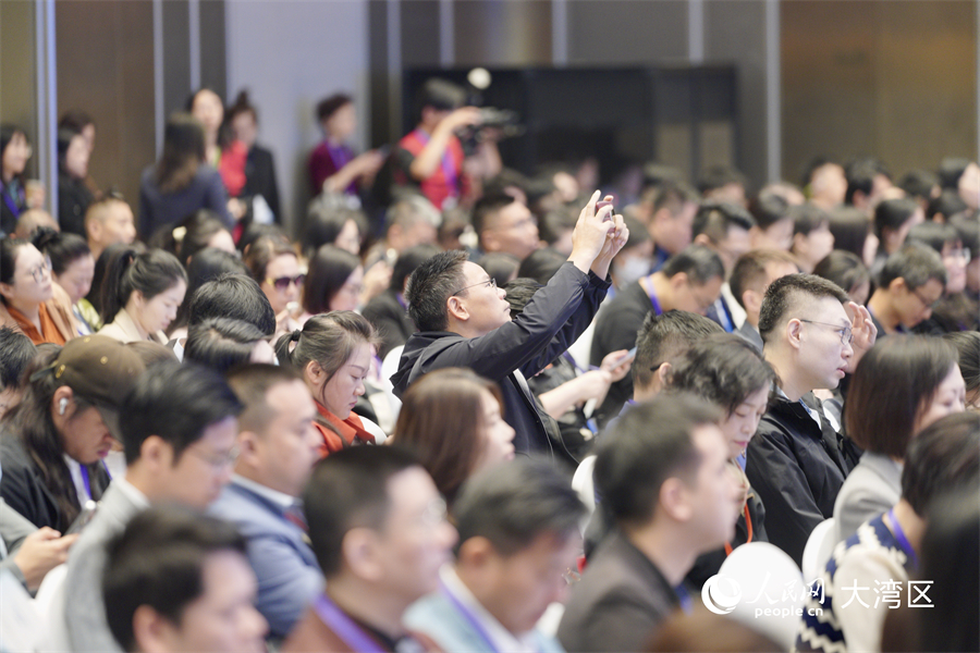 2025大灣區(qū)—東盟經(jīng)濟(jì)合作（前海）論壇現(xiàn)場(chǎng)。人民網(wǎng)記者 許崢攝