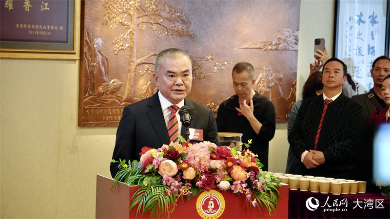 全國政協(xié)委員、香港福建社團聯(lián)會主席施清流致辭。人民網(wǎng) 嚴小晶攝