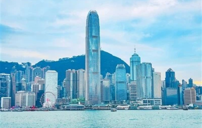 丙午新春，香港金融“駿馬”蹄疾步穩(wěn)