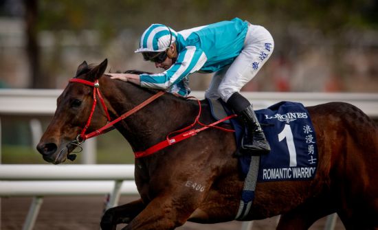 　　“浪漫勇士”在比賽中。